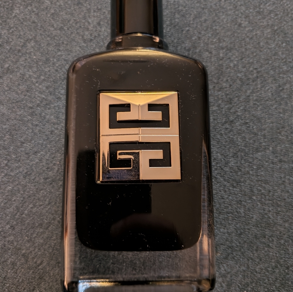Givenchy Gentlemen Society Ambree 3.3 FL Oz